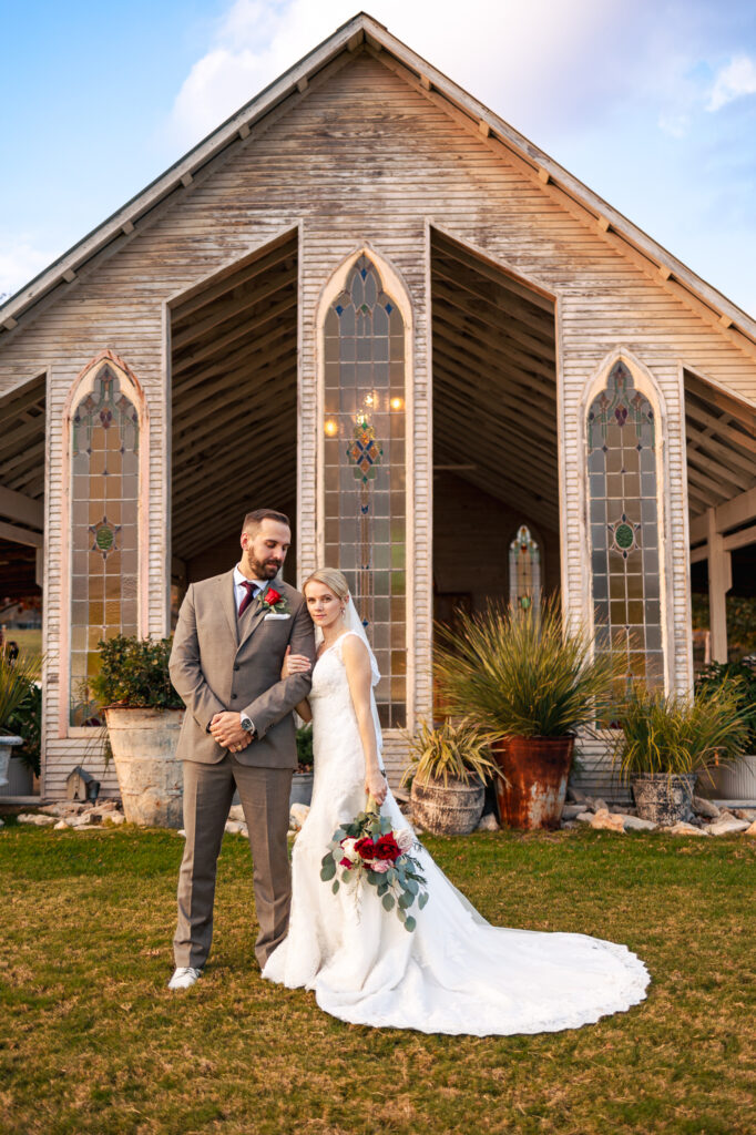 Explore the allure of New Braunfels, Texas weddings at Gruene Estate – a captivating venue in a charming town.
