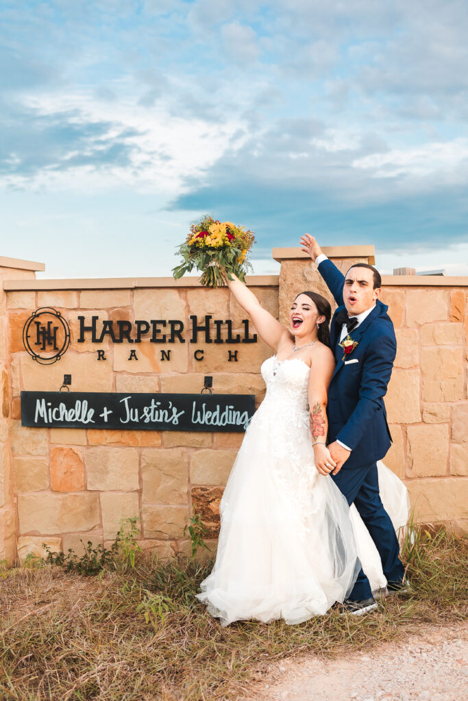 Dive into the world of rustic elegance with a wedding at Harper Hill Ranch, a haven of charm and sophistication.